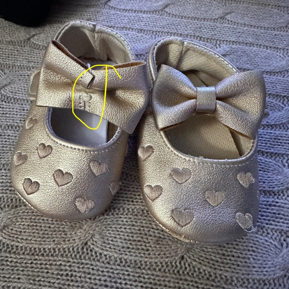 EUC 8pc Robeez/Zutano/Nicole Miller Baby Girl Soft Sole Shoe Bundle, Sizes 2-3 - Picture 4 of 10